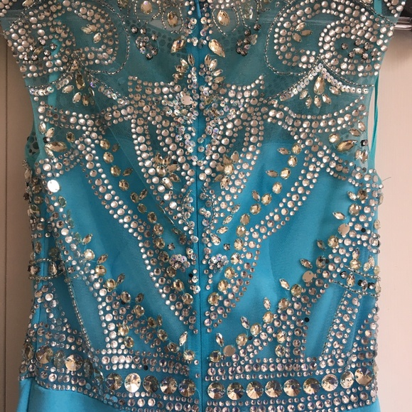David and Johnny Evening Gown /Grad Dress - Picture 6 of 7